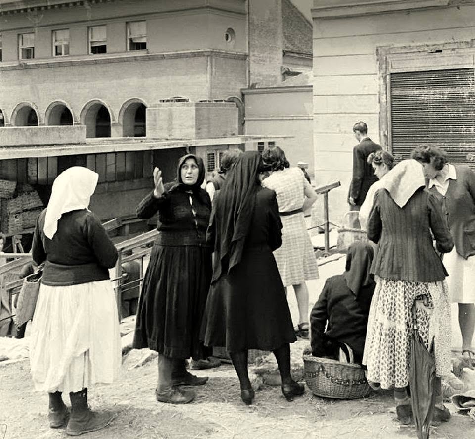 Dolac 1948. godine, kod stepenica prema Opatovini